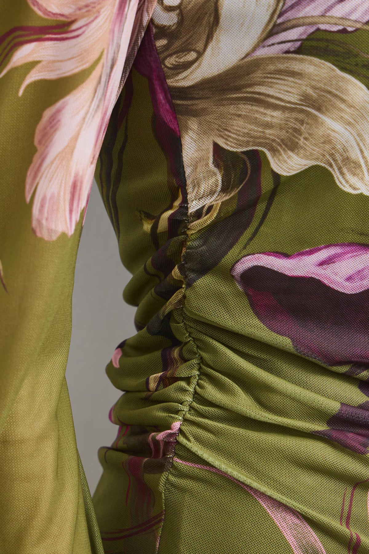 Dames blouse met bloemenprint en lange mouwen