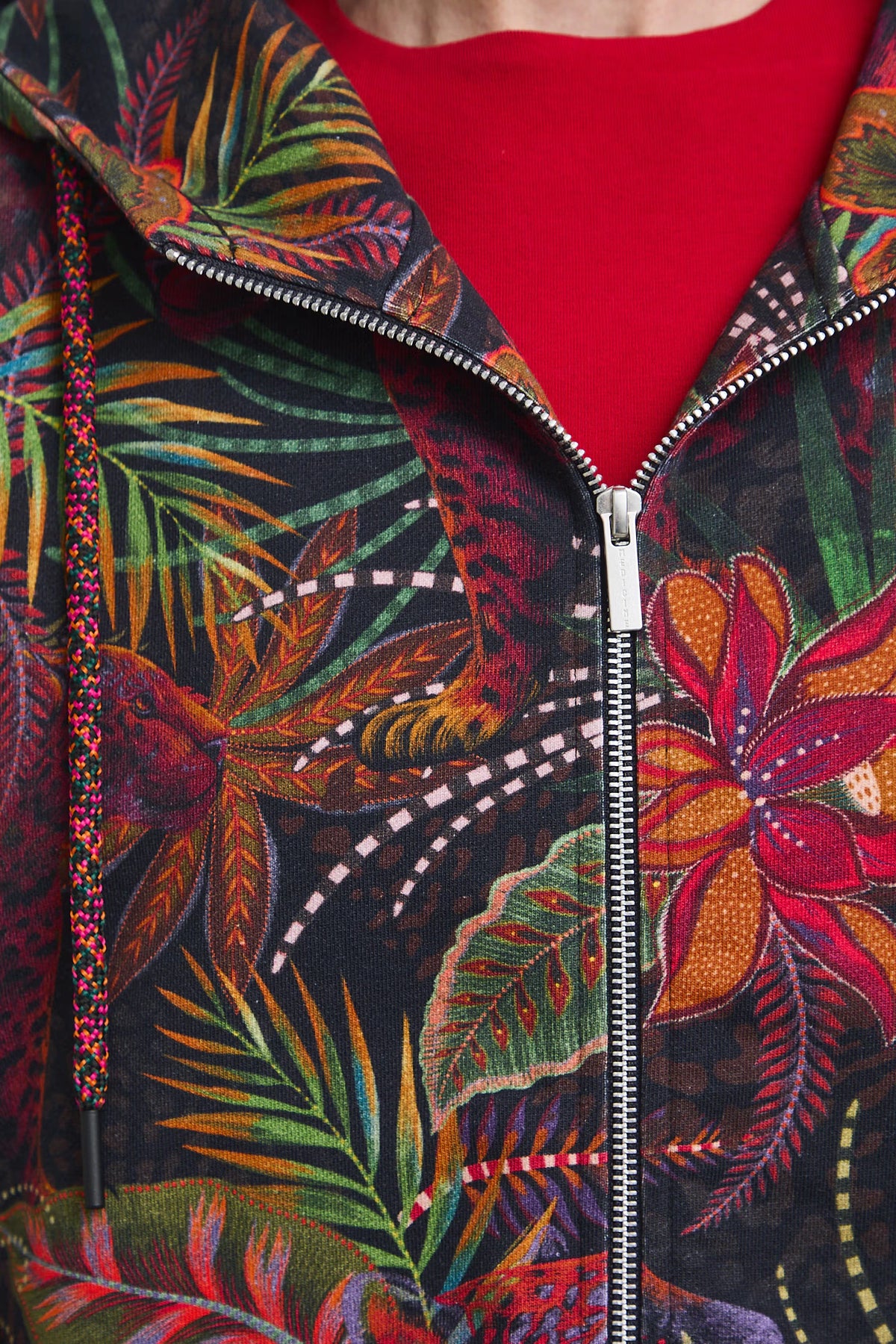 Damesvest met kleurrijke print