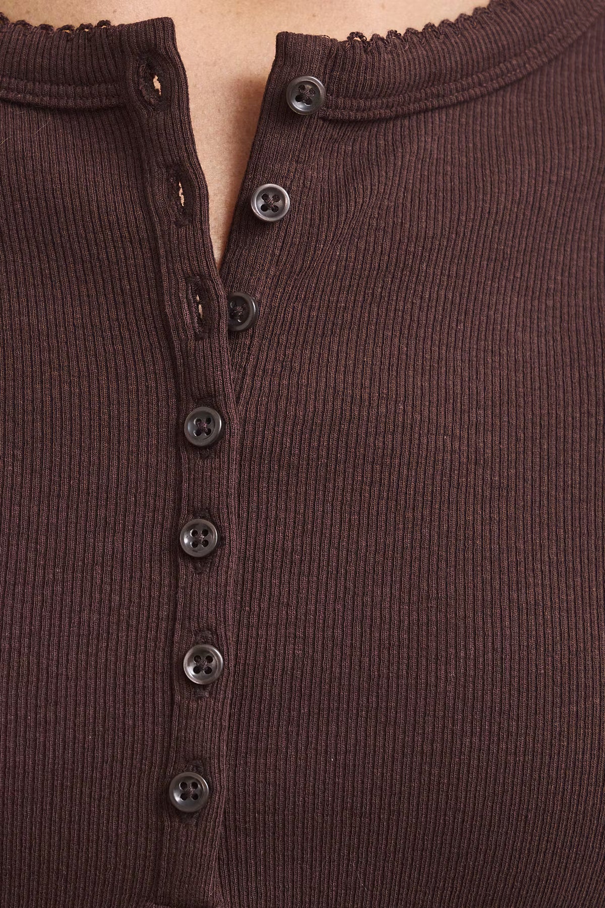 Dames longsleeve van geribde stof – donkerbruin