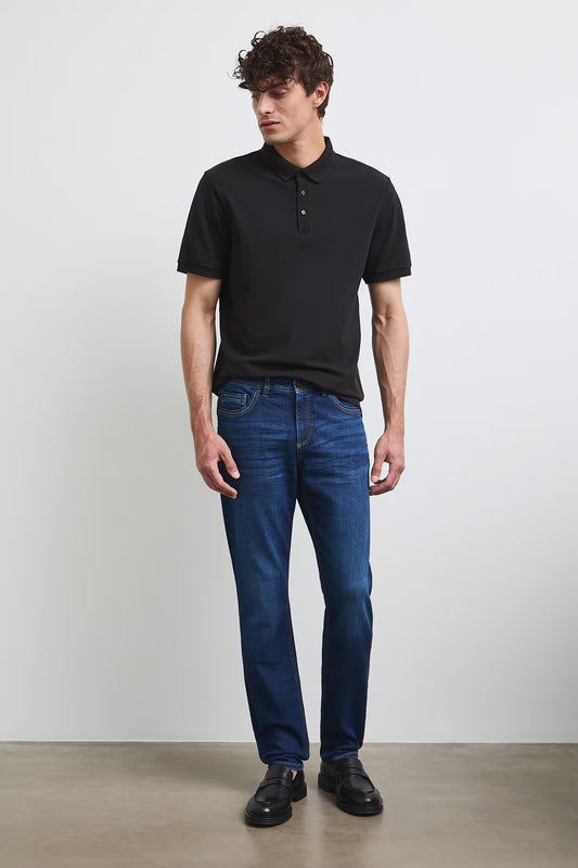 Herenjeans met slim fit pasvorm en een subtiel verwassen effect
