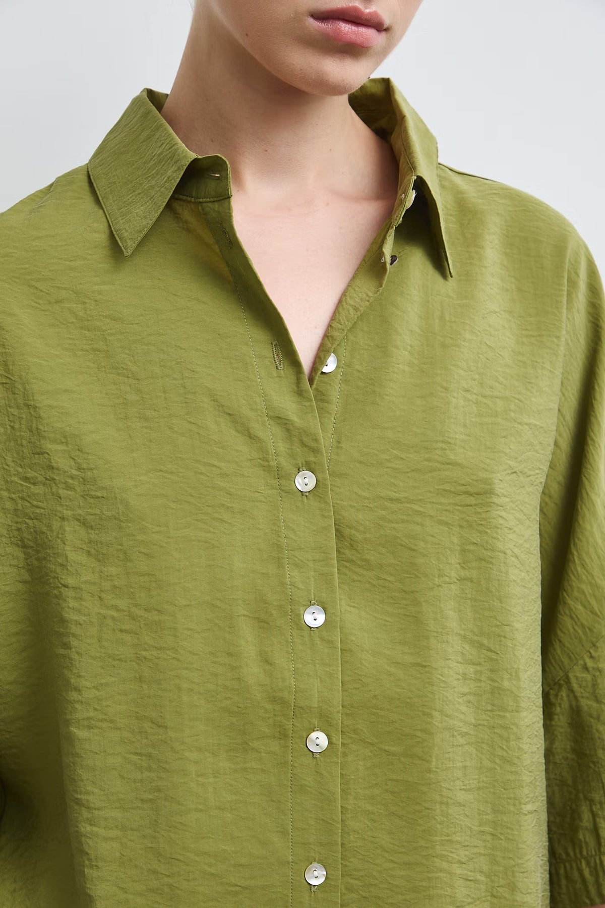 Dames oversized blouse met korte mouwen