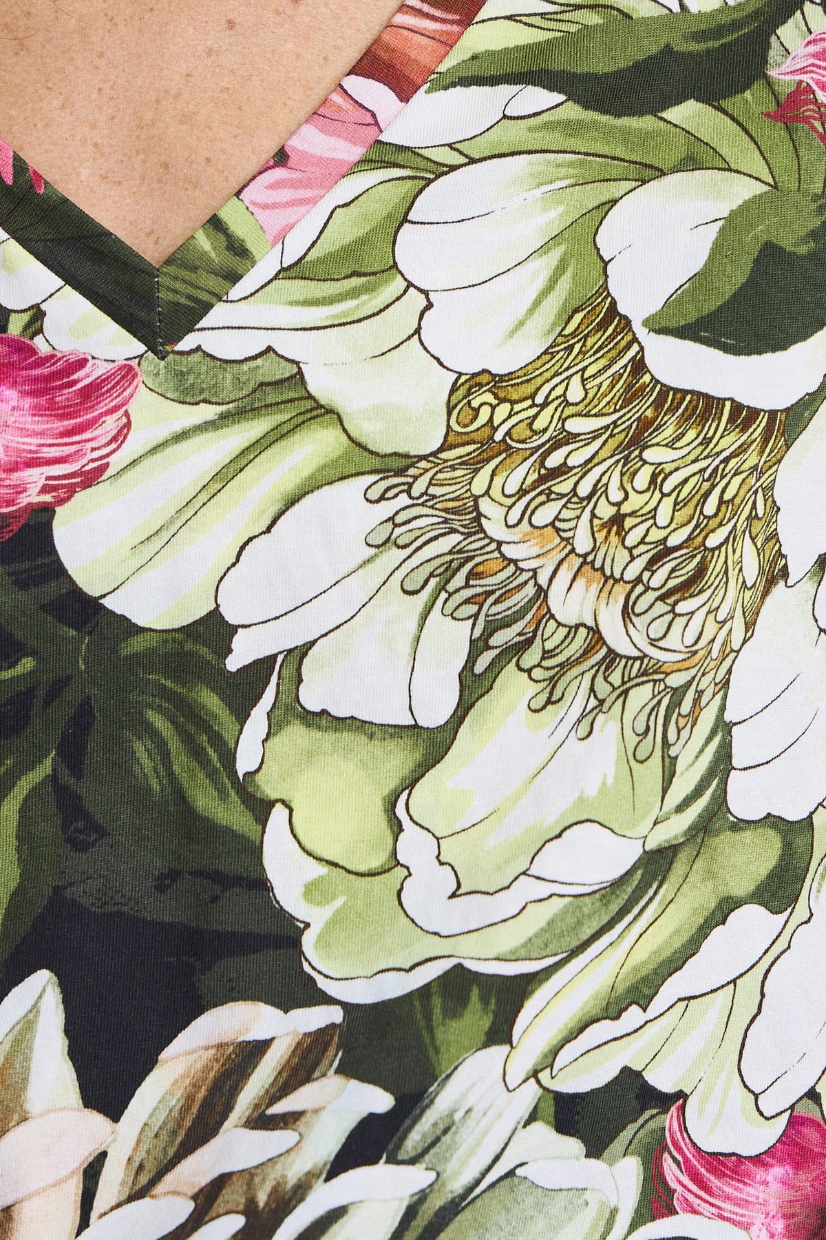 Dames t-shirt met bloemenprint