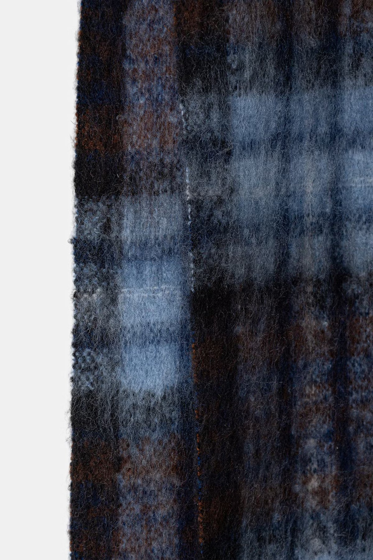 Dames sjaal met groot ruitpatroon in blauw, bruin en zwart