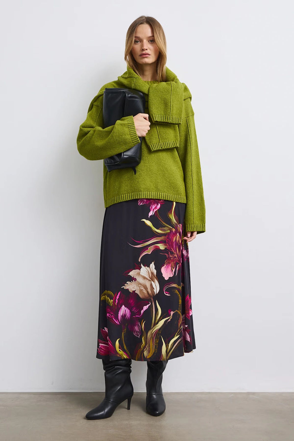 Dames lange rok met kleurrijke bloemenprint – Zwart