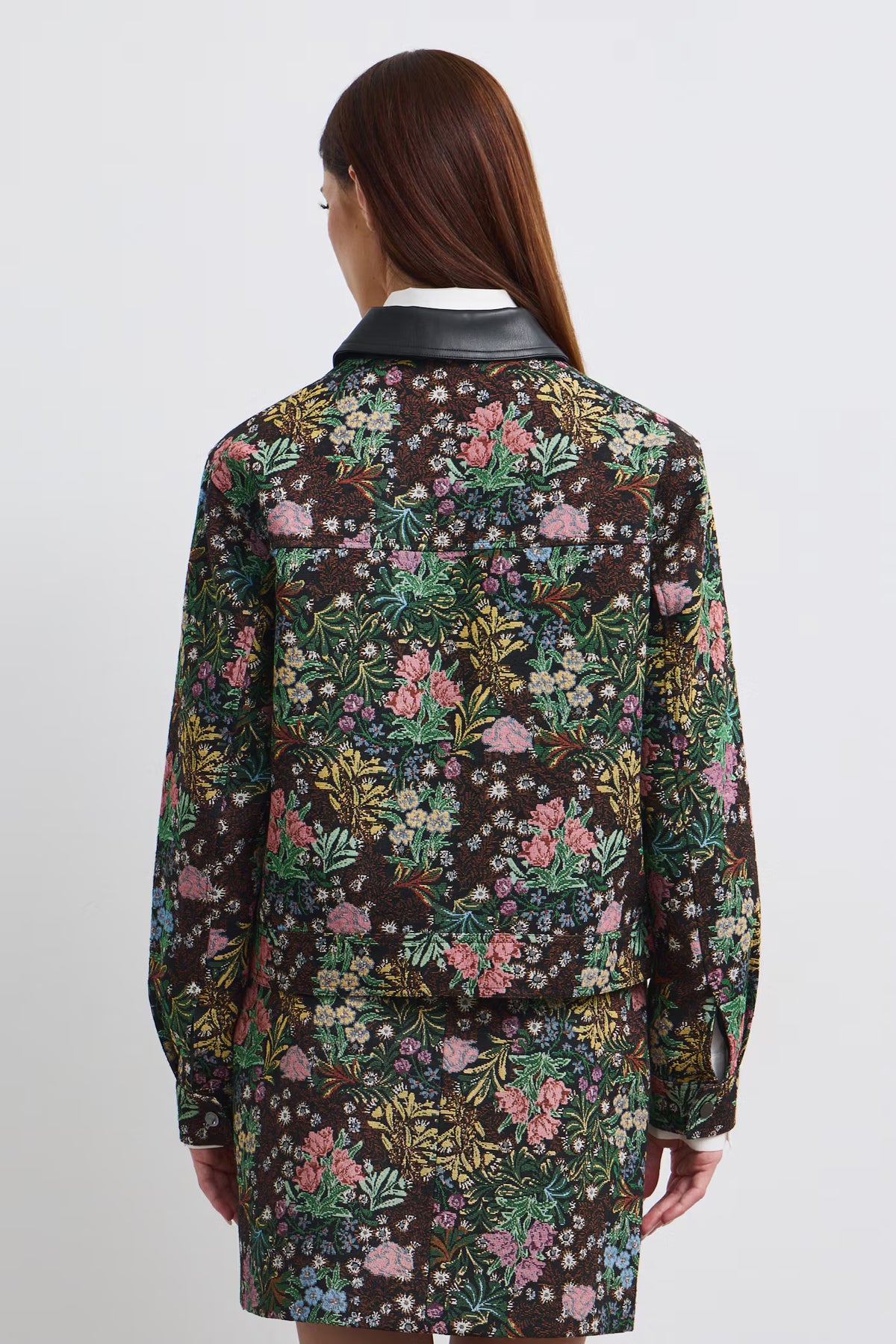 Dames jas met bloemenprint