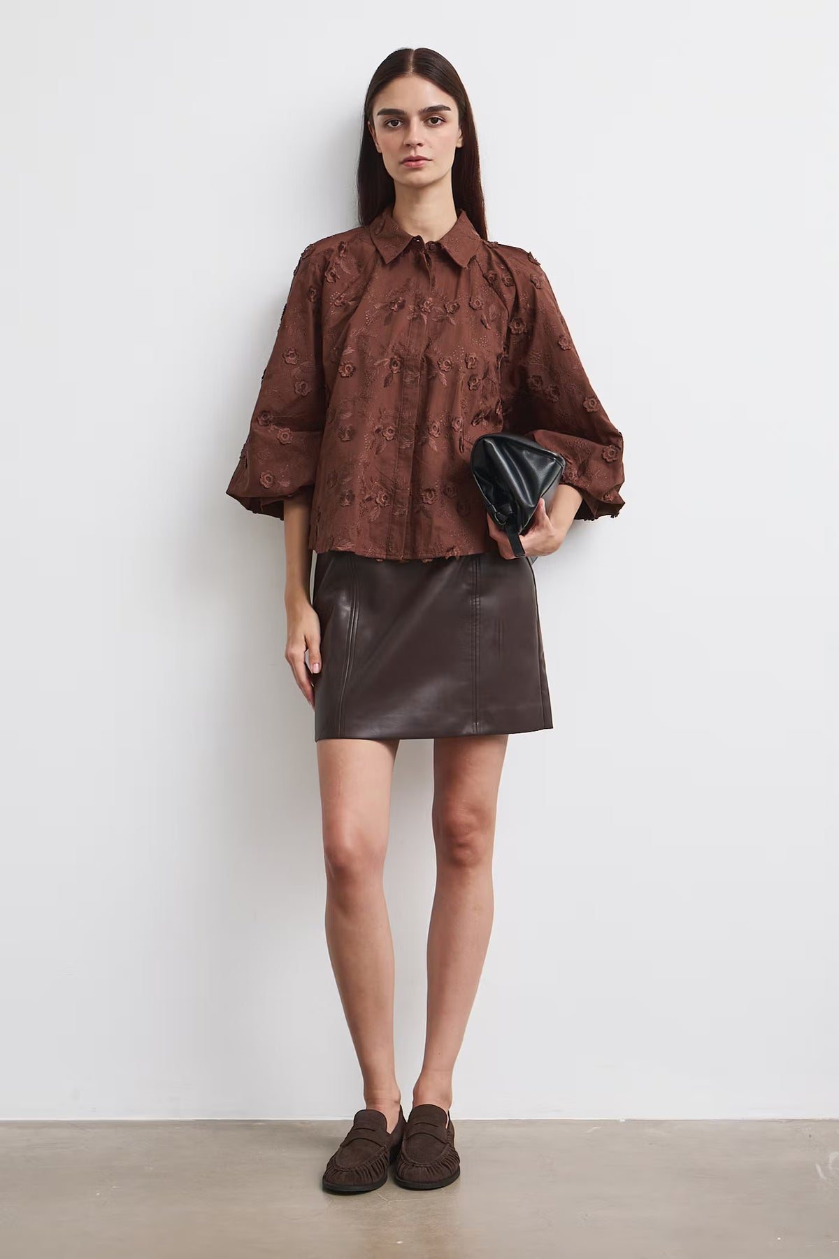Dames katoenen blouse met borduurwerk