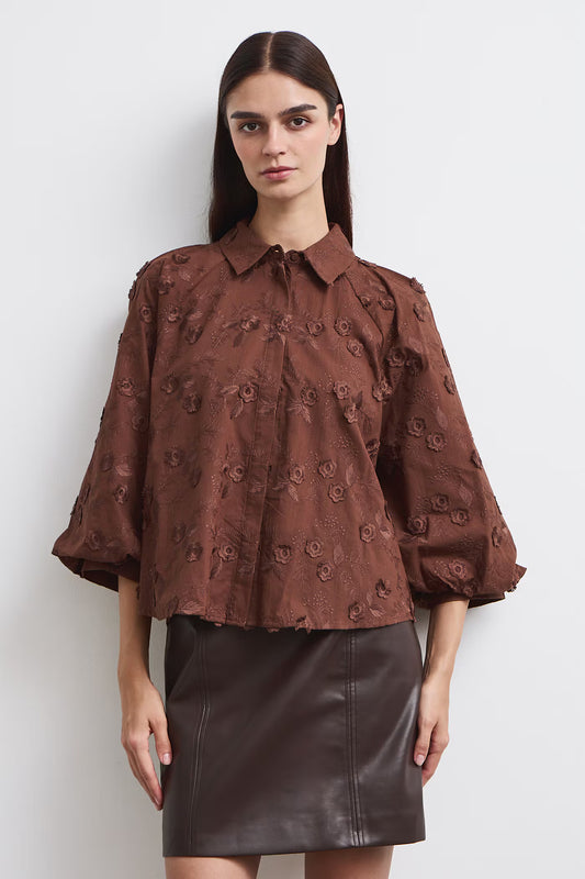 Dames katoenen blouse met borduurwerk