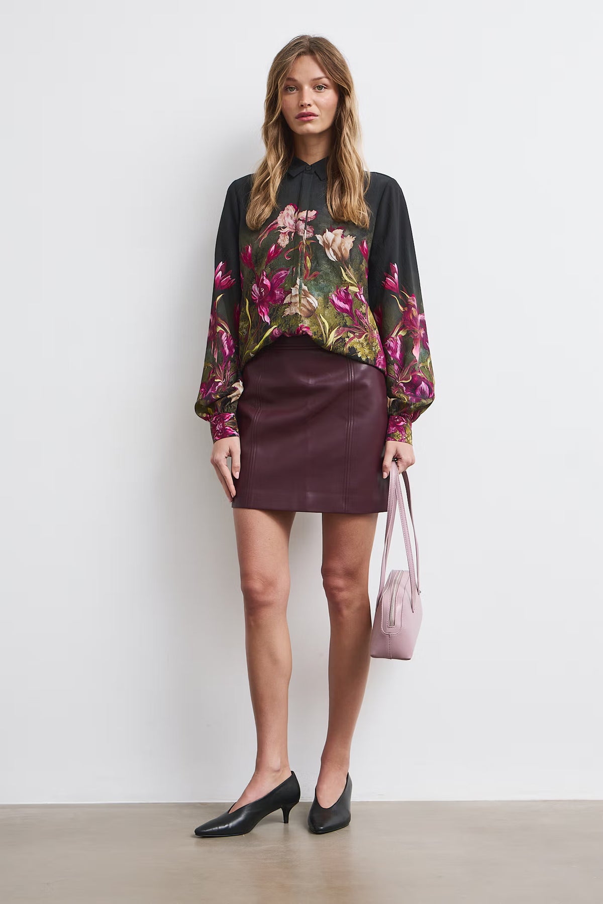 Dames viscose blouse met plantenmotief