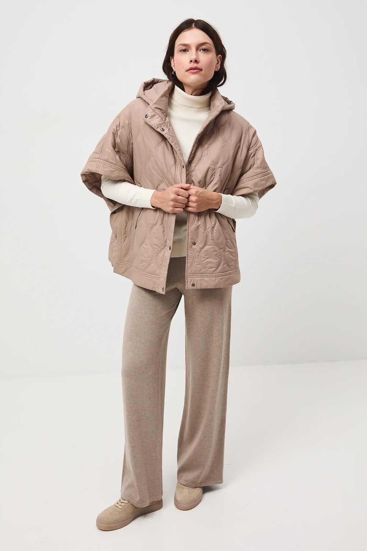 Dames gewatteerde poncho met korte mouwen