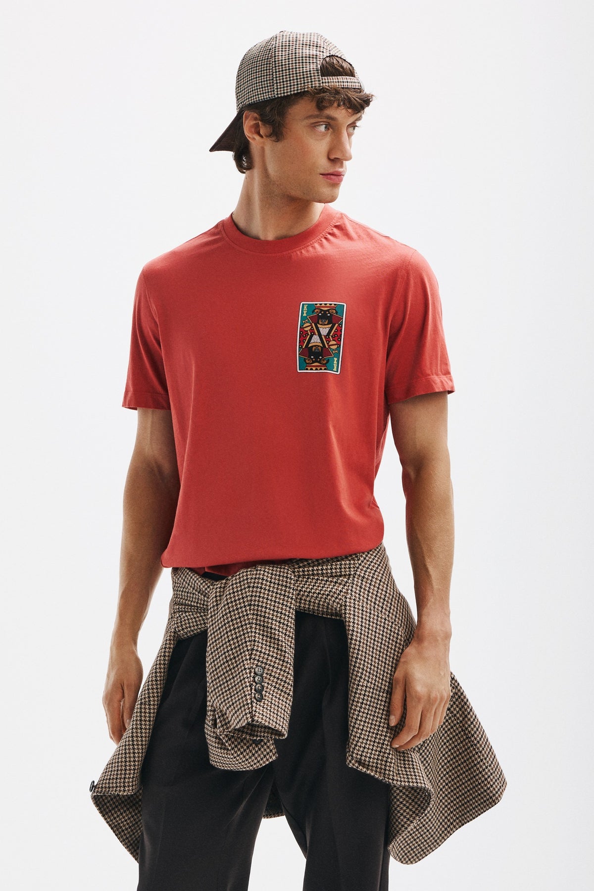 Heren T-shirt met speelkaart hondenprint Adela Madej x Medicine collectie