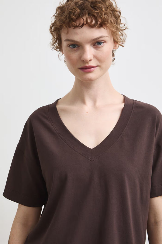 Dames T-shirt met bloemenprint op de achterkant