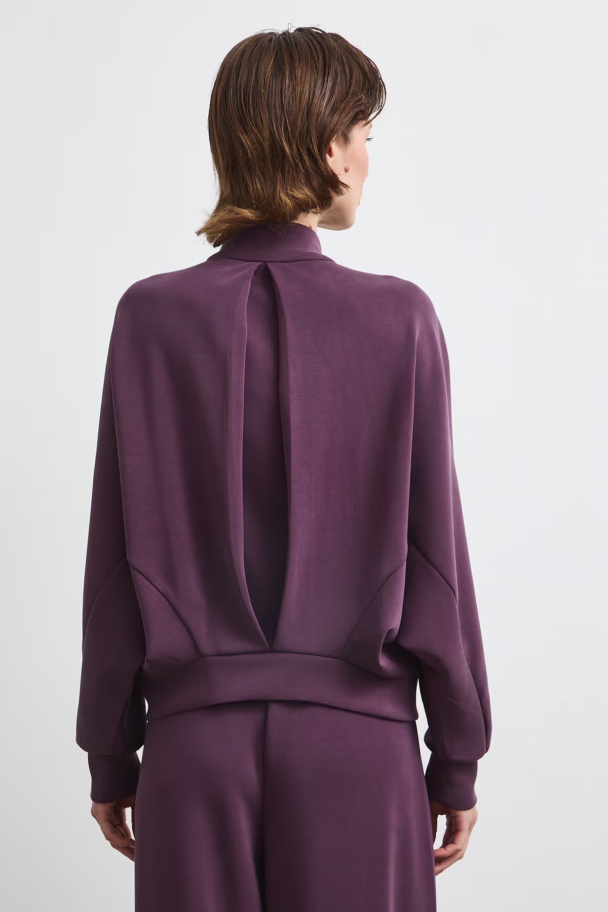 Damesvest met ritssluiting van zachte, gladde modalstof