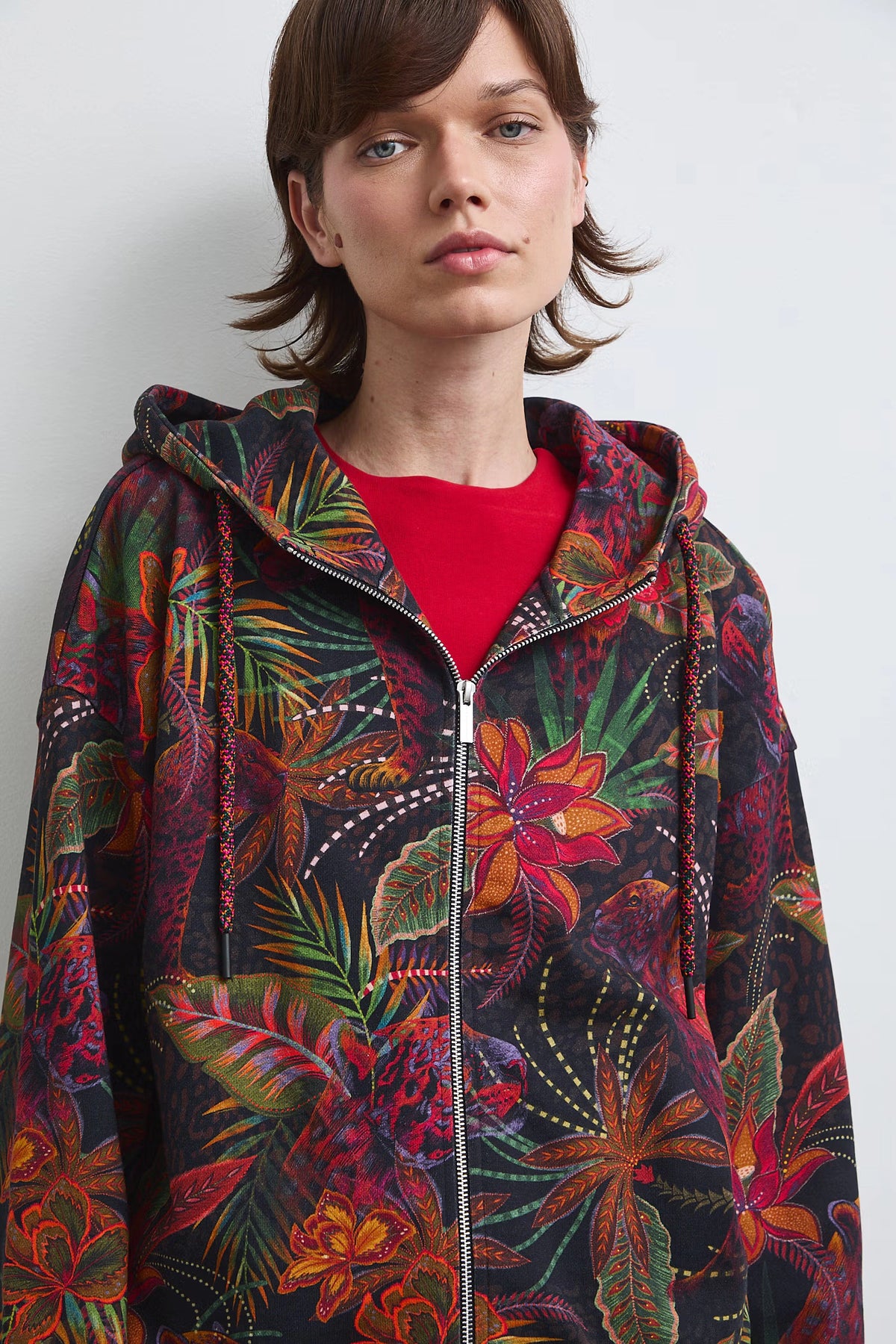 Damesvest met kleurrijke print