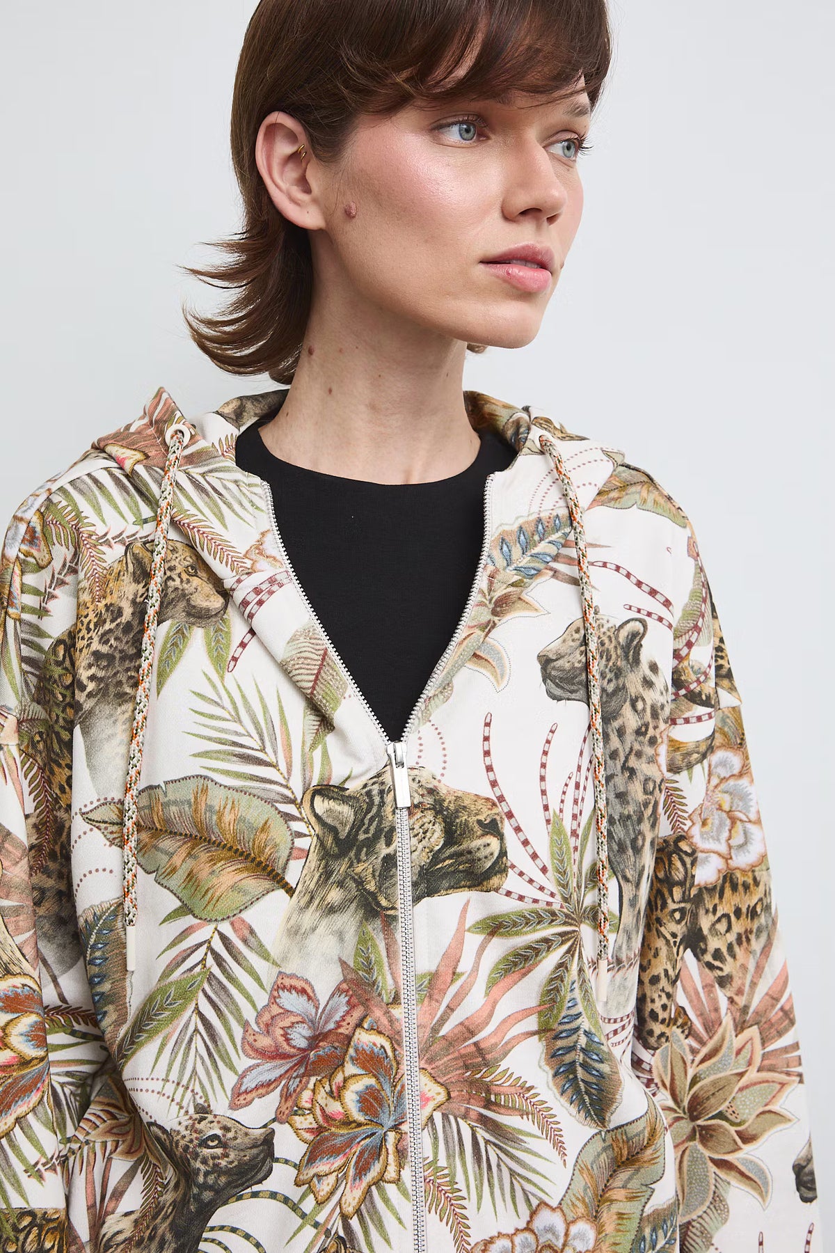 Damesvest met dierenprint