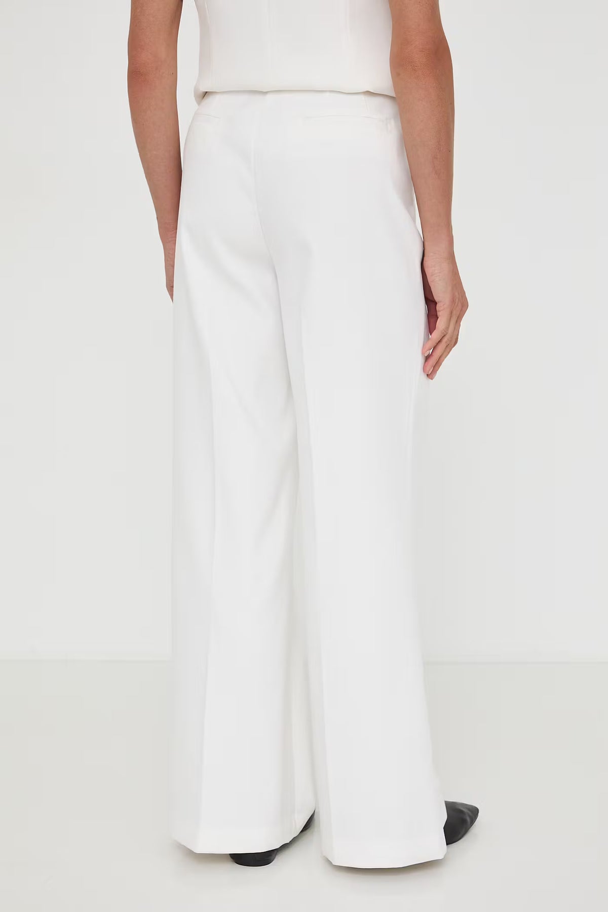 Damespantalon met wijde pijpen en hoge taille – wit