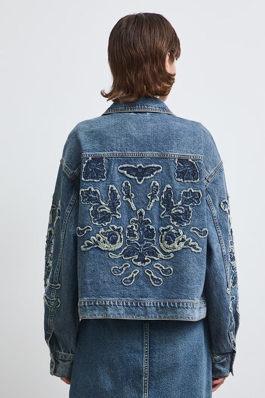 Dames spijkerjas met bloemenborduursels en oversized pasvorm