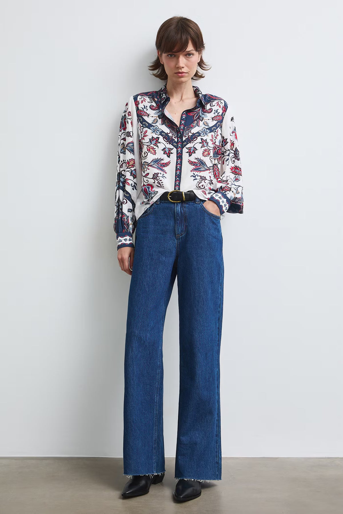 Dames blouse met paisleyprint