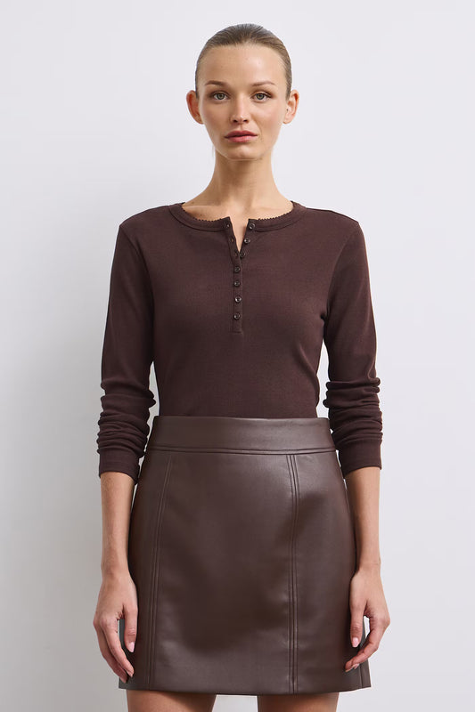 Dames longsleeve van geribde stof – donkerbruin