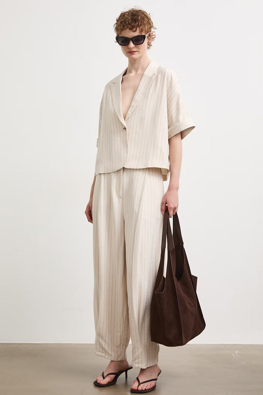 Damesblouse met strepen en korte mouwen