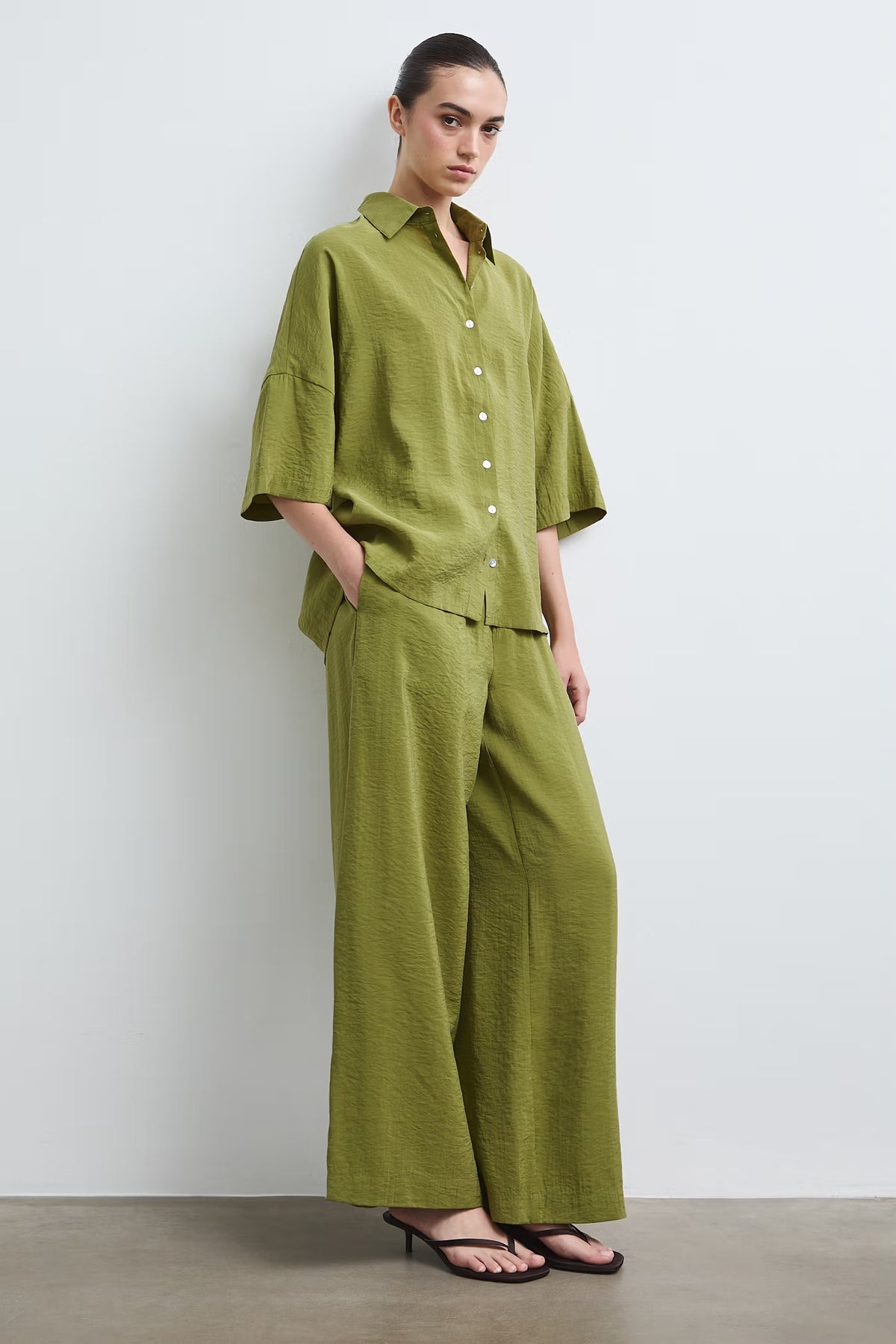 Dames oversized blouse met korte mouwen