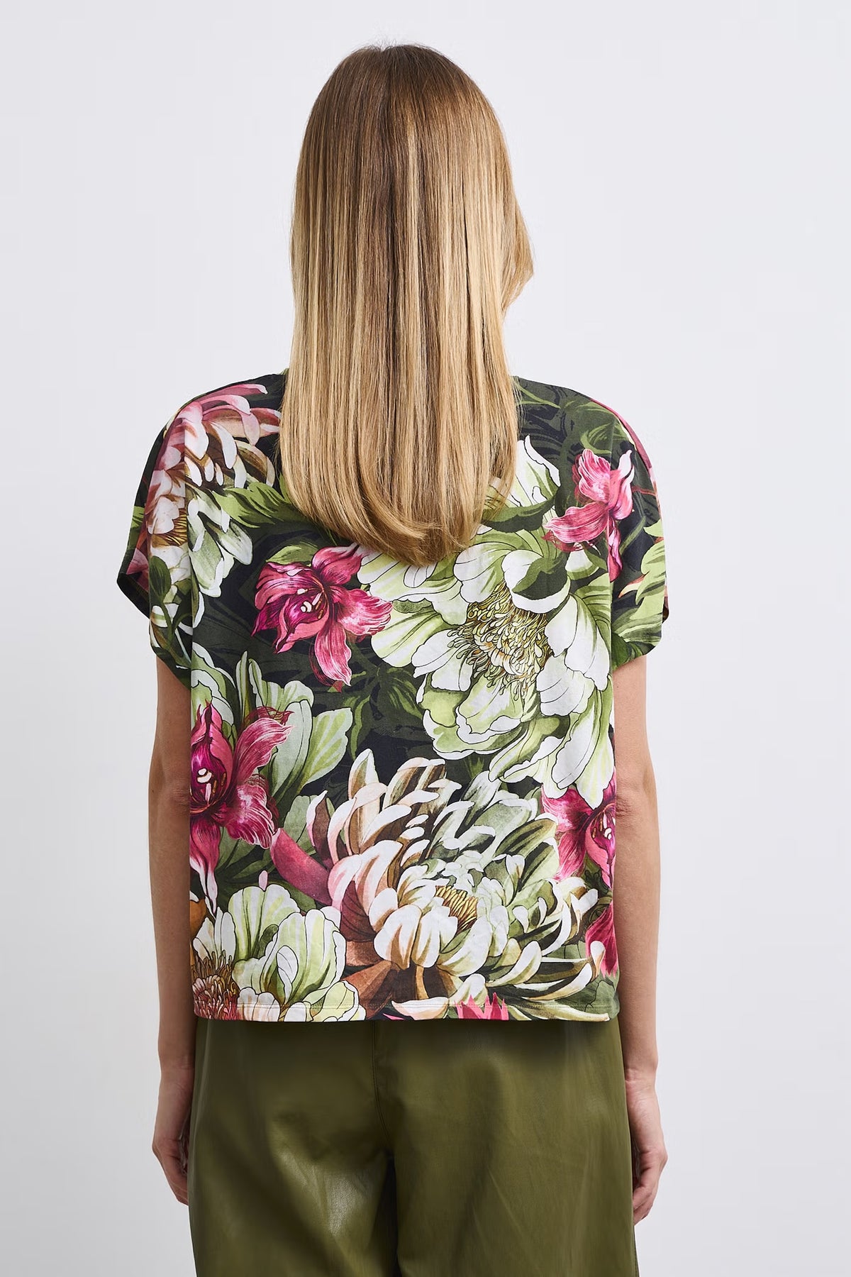 Dames t-shirt met bloemenprint
